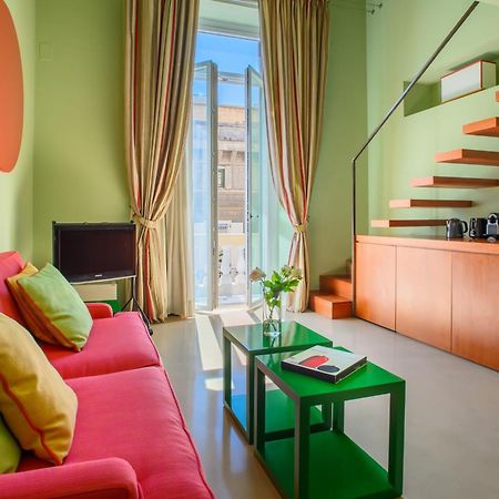 Pretaloger Verdi 18 Naples Luaran gambar